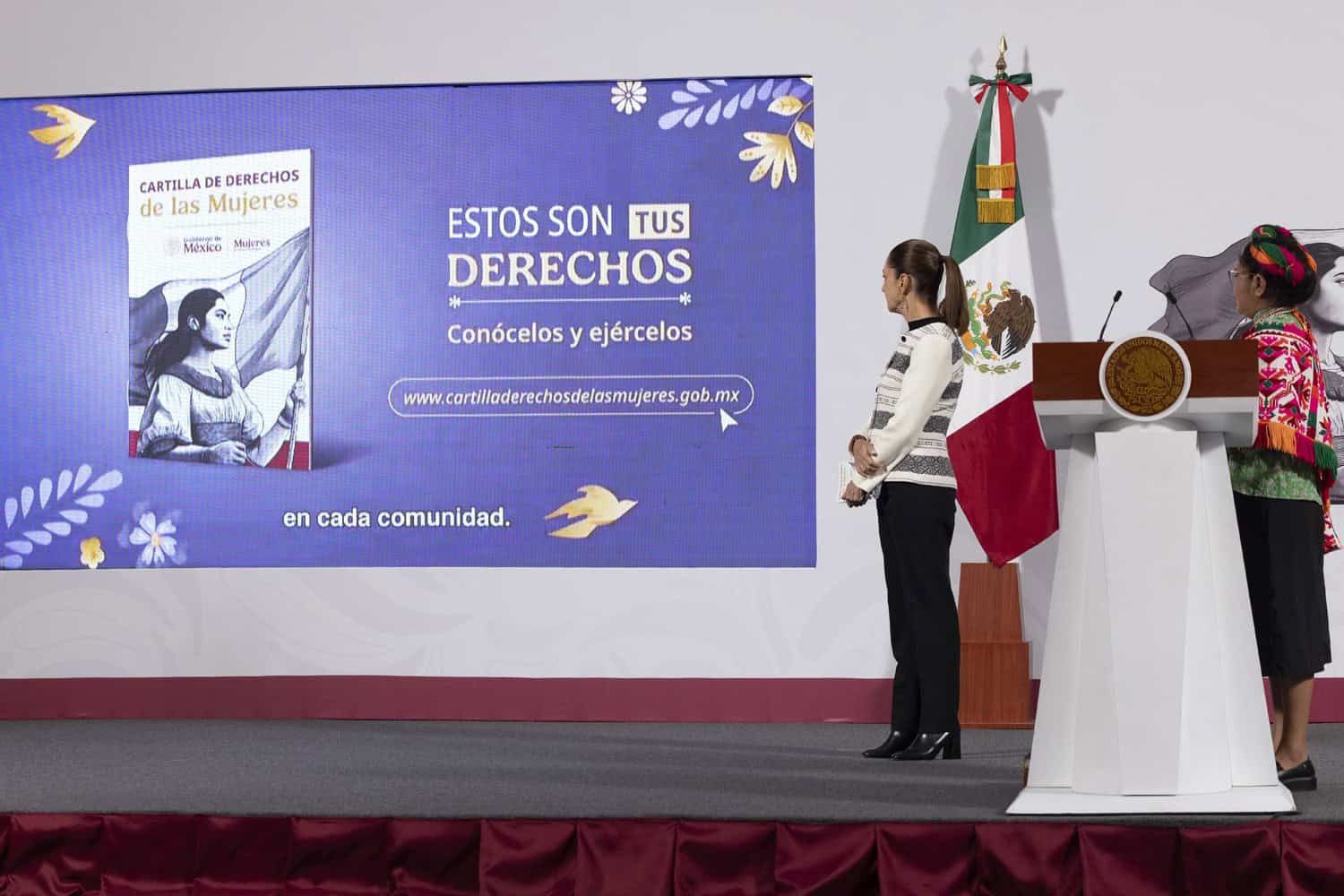 Cartilla de las de Derechos de las Mujeres ya fue traducida a 35 lenguas indígenas, reporta Sheinbaum