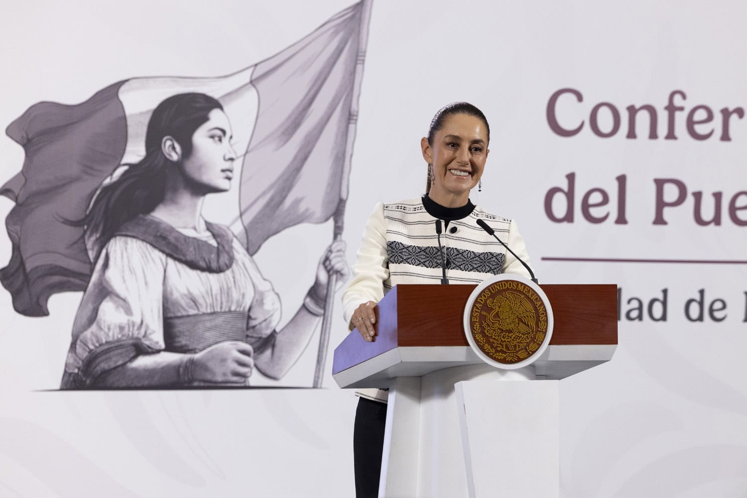 Apenas va a presidir la cámara y ya anda “futureando” reacciona Sheinbaum ante destape de Kenia López a la presidencia