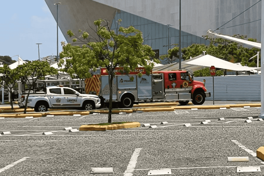 Olor a gas en Altabrisa alerta a personal; era solución para fumigar: PC