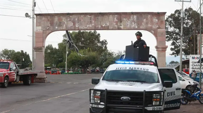 Rescatan a 2 agentes de la SSPC privados de la libertad en Michoacán