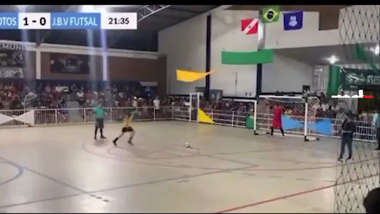 Portero muere en Brasil tras detener un penal en futbol de sala