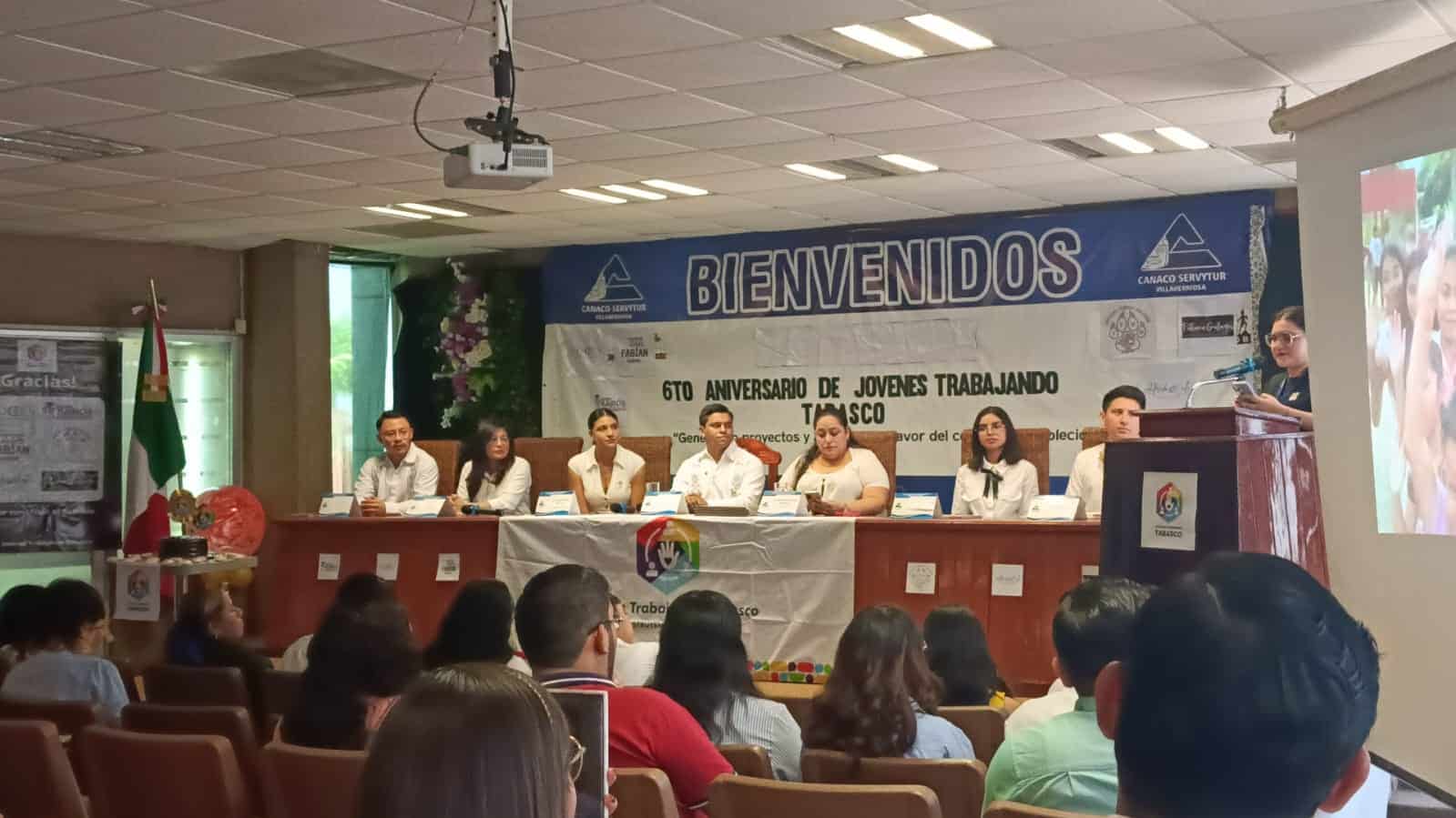Celebran 6to aniversario de la asociación Jóvenes Trabajando Tabasco