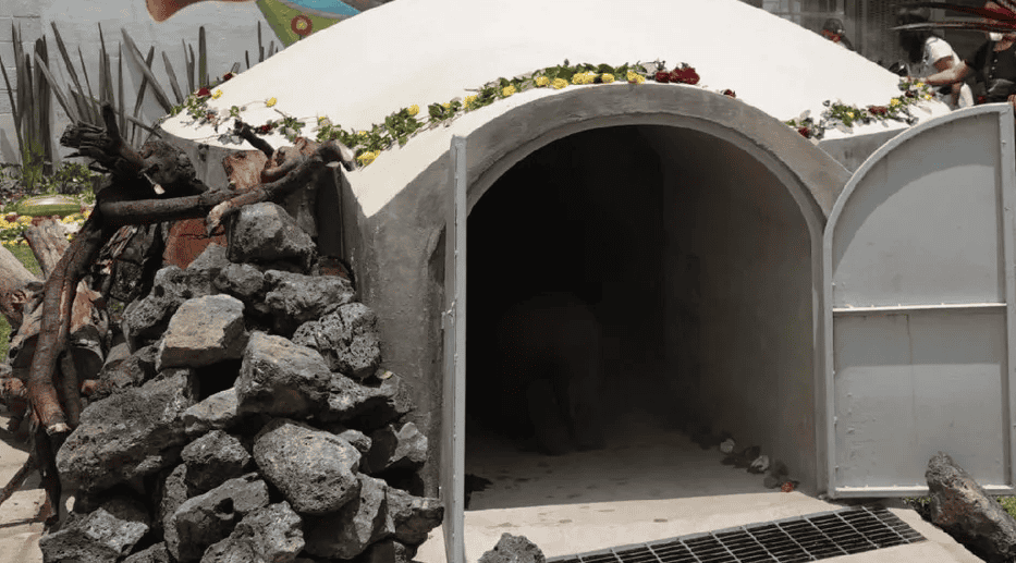 Mueren hermanos de 10 y 11 años dentro de baño de temazcal en Puebla