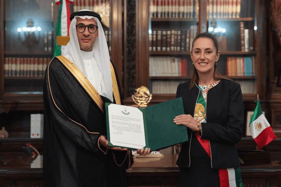 Sheinbaum recibe cartas credenciales de 5 nuevos embajadores