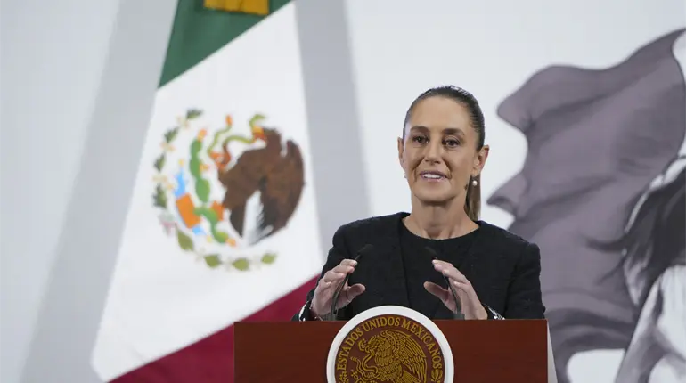 Descarta Sheinbaum que investigación contra marinos por ‘huachicol fiscal’ incluya tráfico de armas