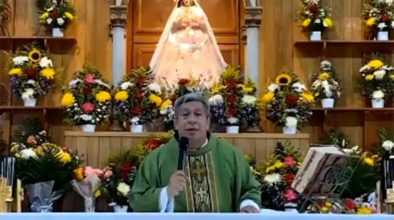 A ser buenos administradores de la vida y evitar caer en la avaricia, exhorta padre tiktokero