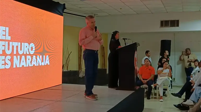 Pedro Palomeque llama a jóvenes a sumar más gente a MC