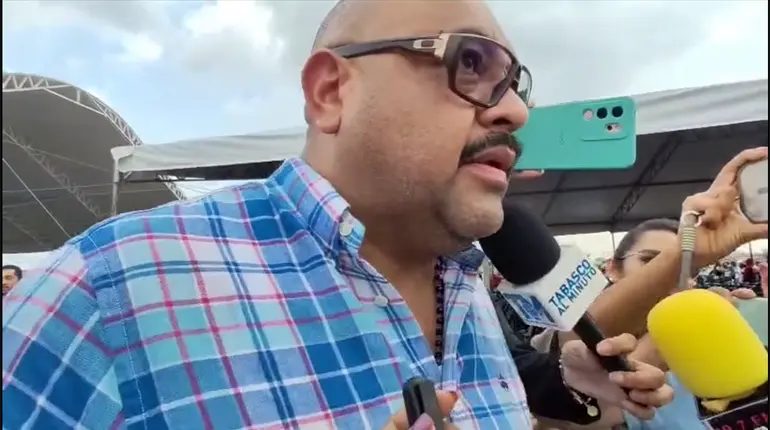 Inicia FGE carpeta de investigación por manta con mensaje dirigido a secretario de Seguridad