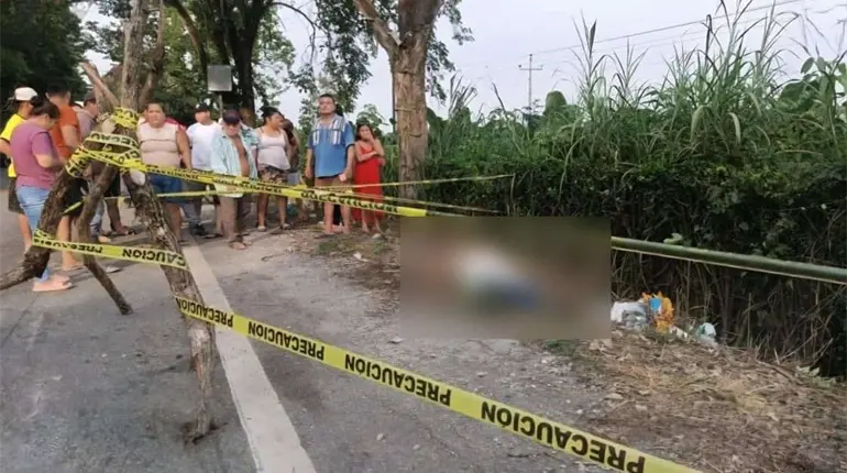 Motociclista pierde la vida al derrapar en la Villahermosa-Teapa