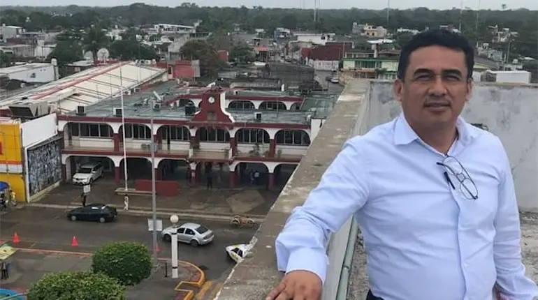 Renuncia a Morena Óscar Enrique Ramos, excandidato a la presidencia municipal de Cunduacán