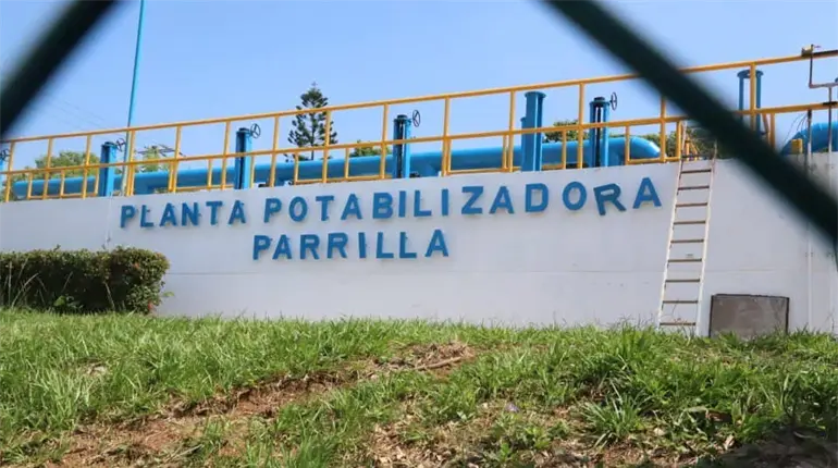 Por turbiedad detienen operación de potabilizadora Parrilla
