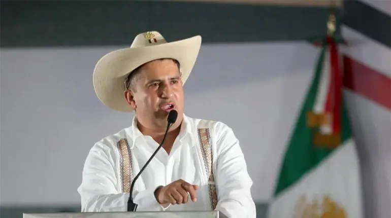 Alcalde de Uruapan advierte levantamiento armado ante falta de seguridad