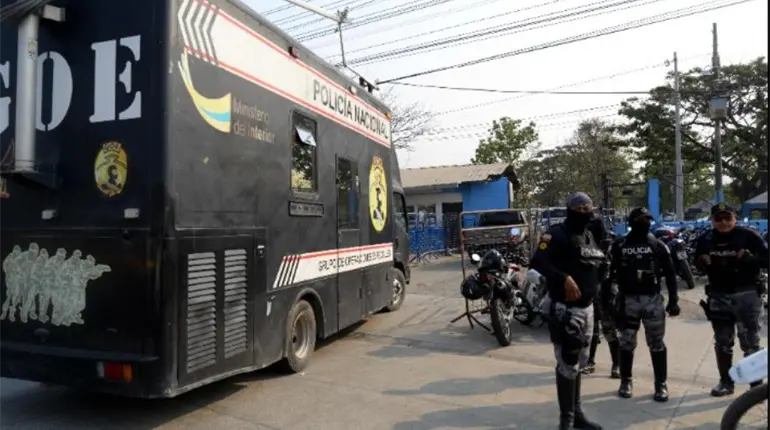 Registran segunda riña en prisión de Ecuador; mueren 17 reos durante los hechos