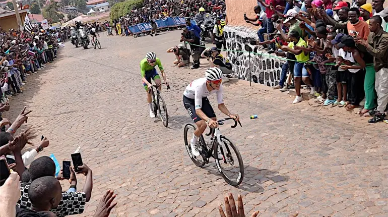 Isaac del Toro es séptimo y hace la mejor participación de un mexicano en el Campeonato Mundial de Ciclismo de Ruta