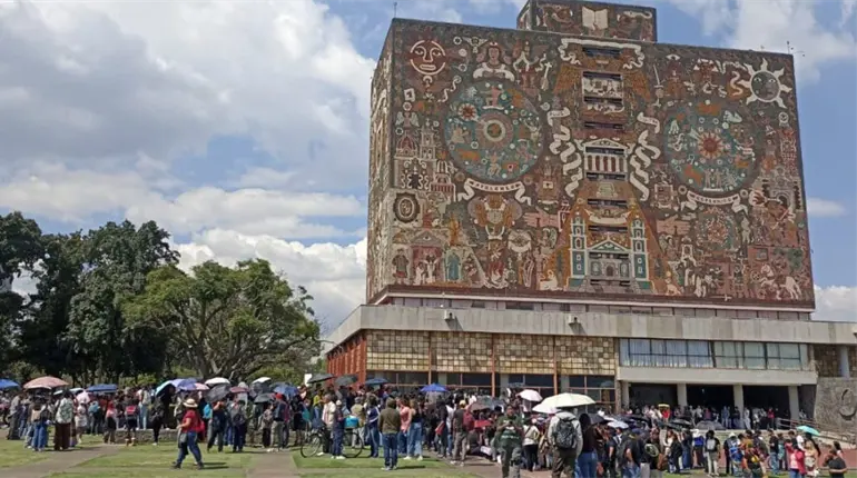 Se mantiene comunicación permanente con UNAM para garantizar seguridad ante amenazas de bomba: Sheinbaum