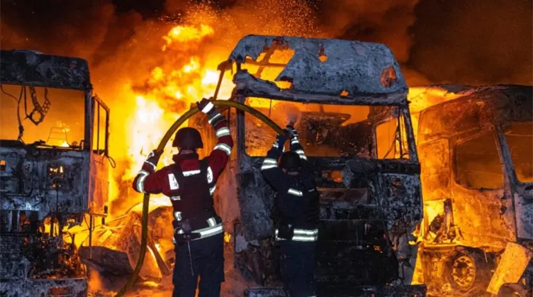 Rusia lanza misiles y drones en Ucrania; reportan al menos 4 muertos y 70 heridos