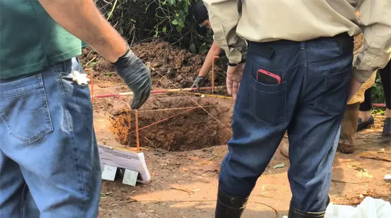 Restos óseos de un hombre se localizaron en fosa clandestina en Bicentenario: FGE
