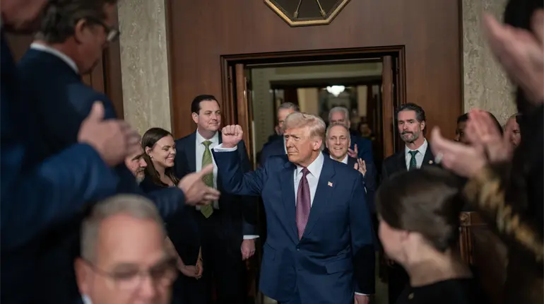 Trump notifica al Congreso de EE. UU. que está en conflicto armado contra cárteles: NYT