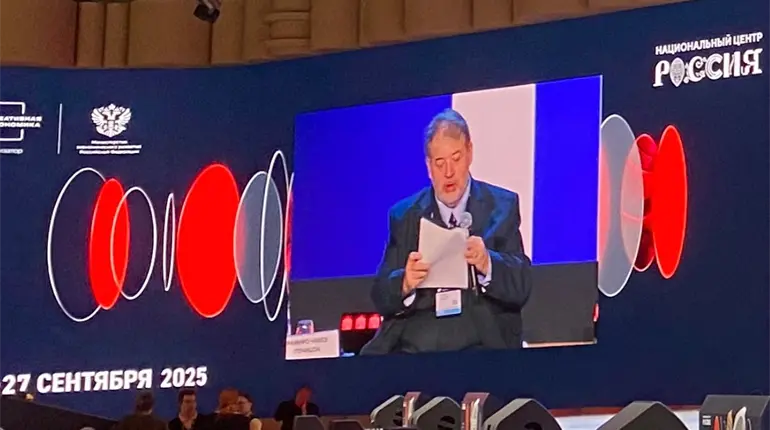 Representa Ramiro Chávez Gochicoa a México durante el “Russian Creative Week 2025”