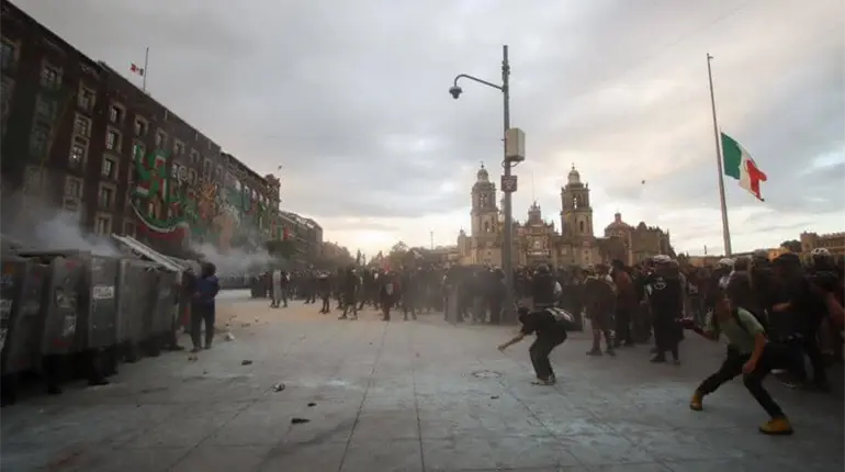 Violencia, rapiña y vandalismo se hacen presentes en marcha del 2 de octubre