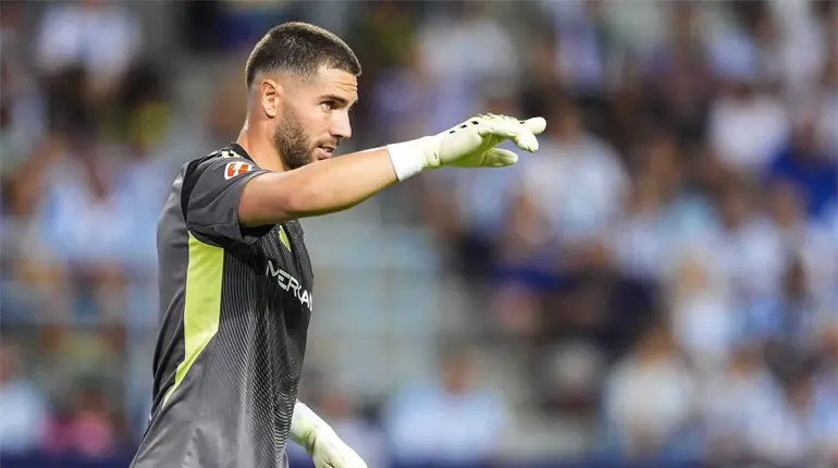 Hijo de Zinedine, es convocado por primera vez con Argelia