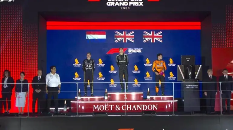 Russell se lleva el GP de Singapur; McLaren asegura el campeonato de constructores