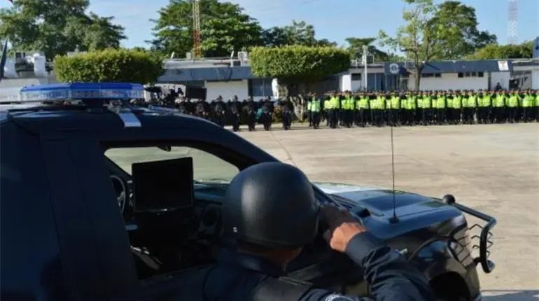 Anuncia Gobierno “mejoras” en prestaciones de Policías Estatales