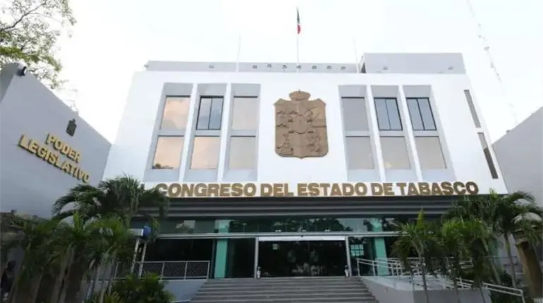 Diputados de la 4T y oposición debaten en ‘A Fondo’ sobre primer año de gobierno de May