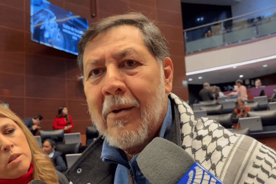 Revelan que Noroña viajó a Coahuila en jet privado que se renta en 2 mil dólares la hora