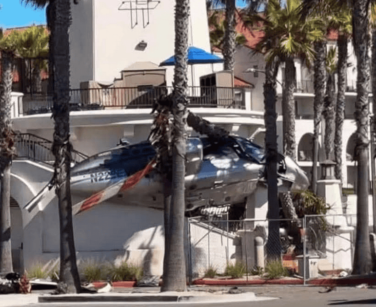 Se desploma helicóptero en California; 5 personas resultaron heridas
