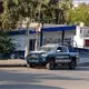 Grupo armado ataca a balazos caseta de policía en Culiacán; un oficial resultó herido