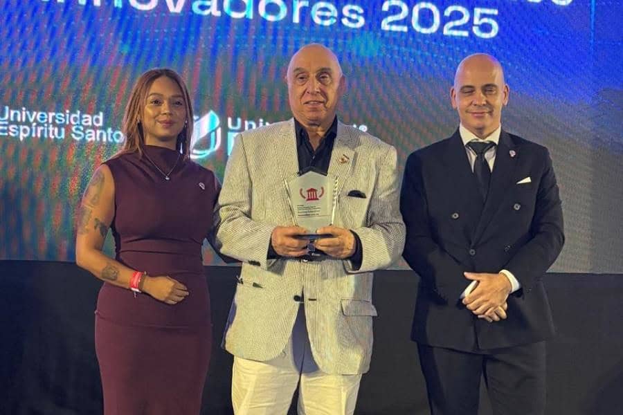 Premio internacional a Universidad Olmeca por su compromiso social y sostenibilidad innovadora: Rector