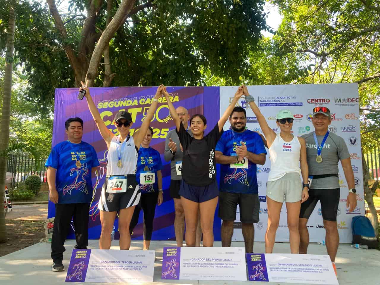 Belén Valdez y Felicito López triunfan en la segunda carrera del Colegio de Arquitectos Tabasqueños
