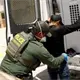 Embajada de EE.UU. en México advierte sanción de 5 mil dólares por cruzar ilegalmente la frontera