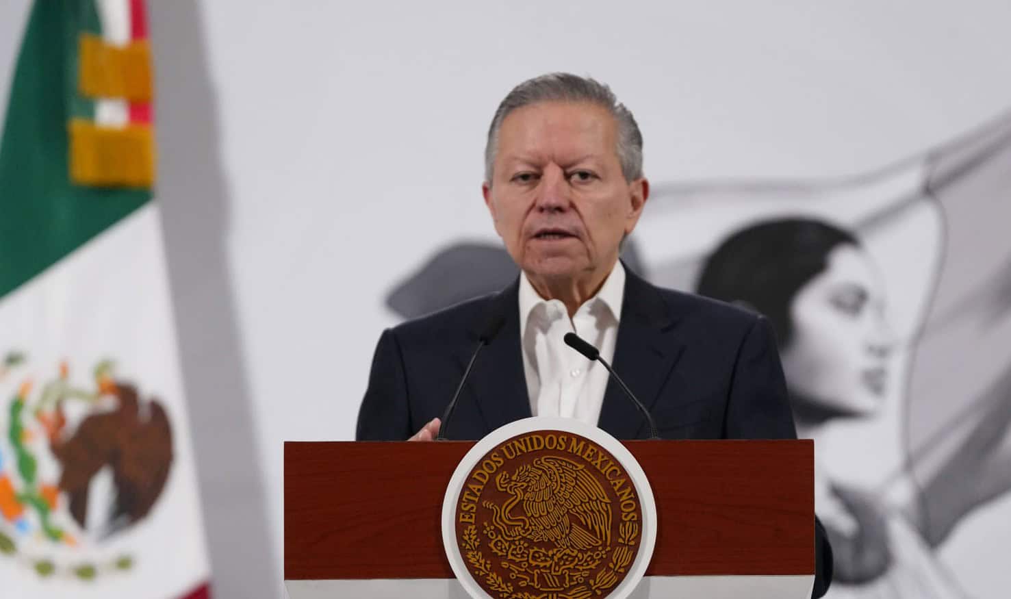 Abre CEDH módulo de acopio de víveres y artículos para damnificados por inundaciones