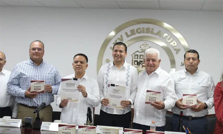 Pepín entrega Paquete Económico 2026 por 68 mmdp: “no hay nuevos impuestos en Tabasco”
