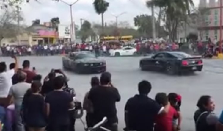 Exhibición de autos en Río Bravo Tamaulipas termina en accidente
