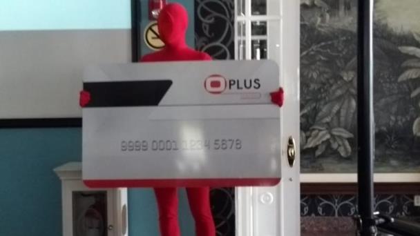 Presentan nueva tarjeta OPlus rewards