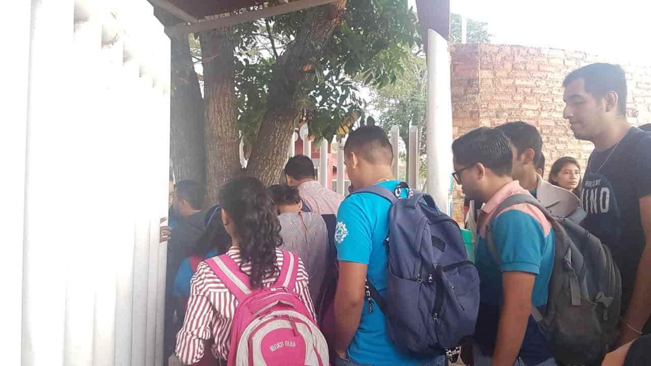 Se manifiestan estudiantes y docentes del Tecnológico de Comalcalco