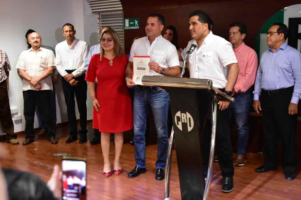 Presenta PRI-Tabasco a nuevos integrantes del CDE Presenta PRI-Tabasco a nuevos integrantes del CDE