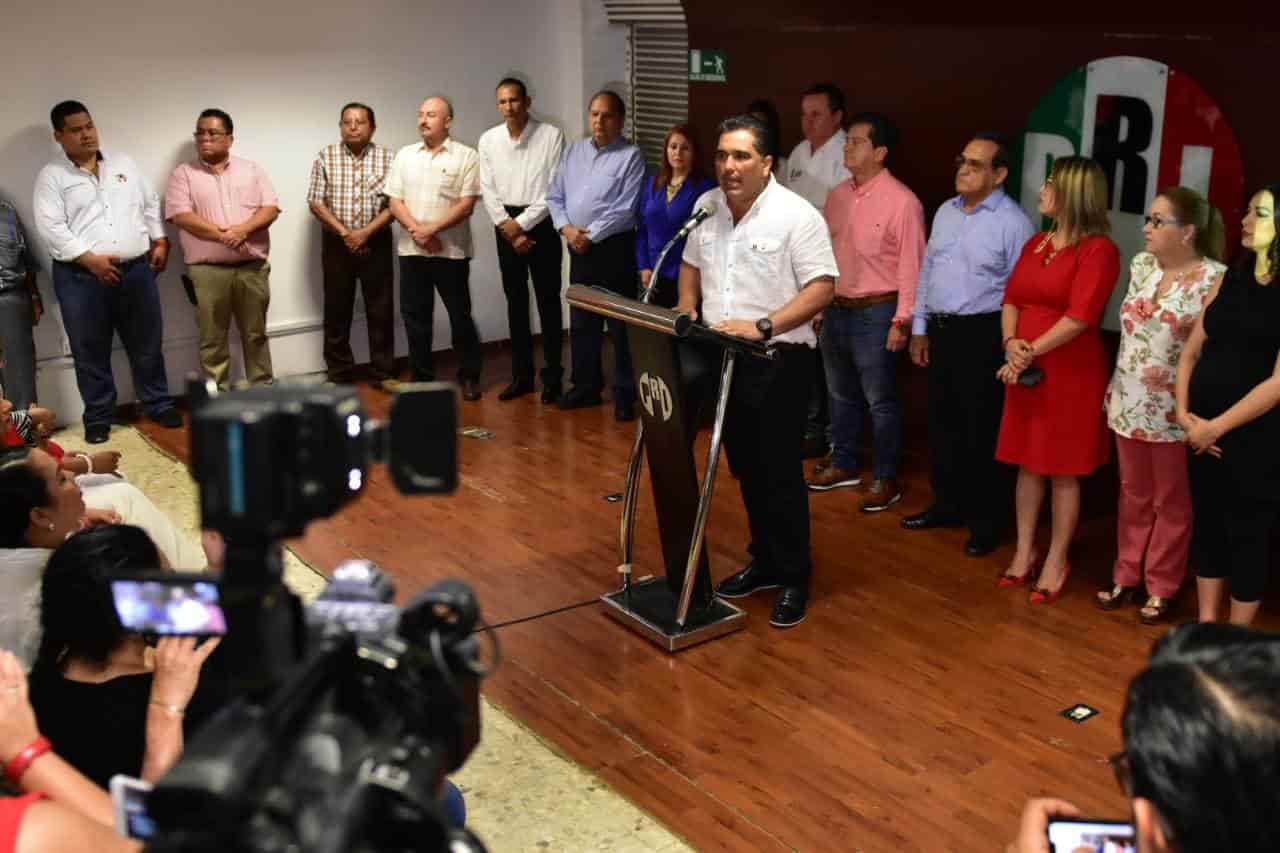 Presenta PRI-Tabasco a nuevos integrantes del CDE Presenta PRI-Tabasco a nuevos integrantes del CDE