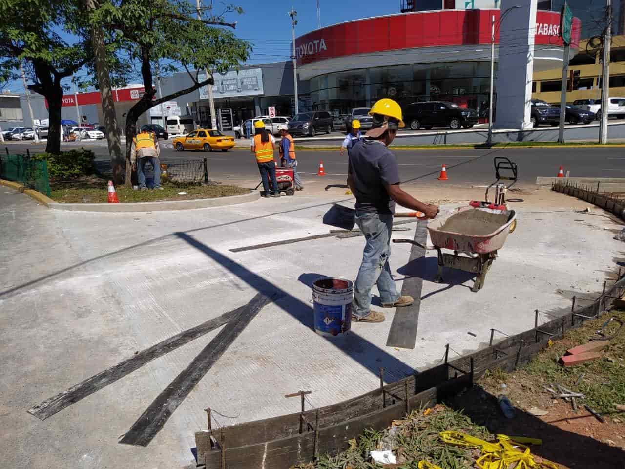 Construyen retorno sobre la Av. Usumacinta a la altura del monumento Sánchez Magallanes Construyen retorno sobre la Av. Usumacinta a la altura del monumento Sánchez Magallanes