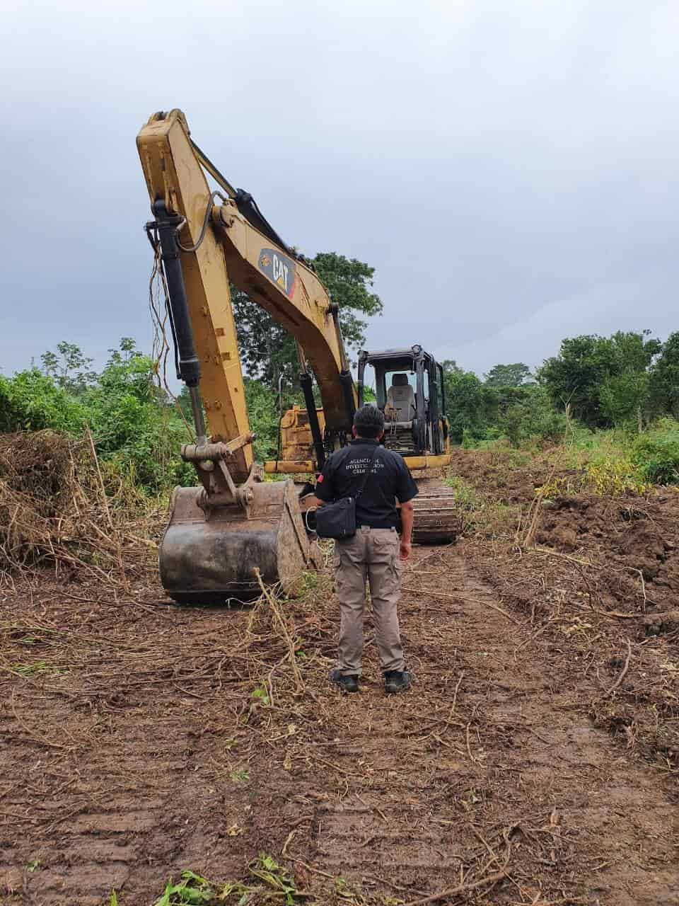 Aseguran en Cárdenas camión con tubería robada Aseguran en Cárdenas camión con tubería robada