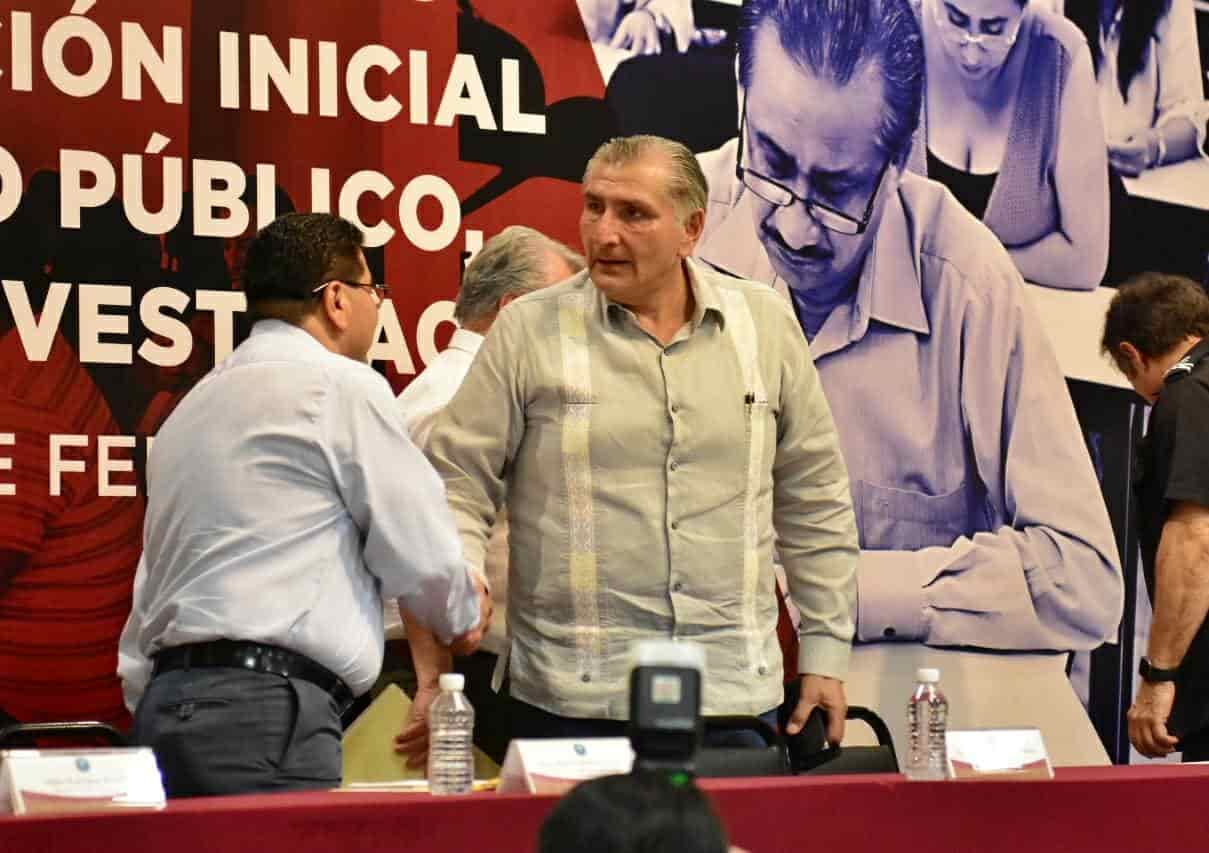 Entregan constancias de formación inicial de Fiscales del ministerio público Entregan constancias de formación inicial de Fiscales del ministerio público