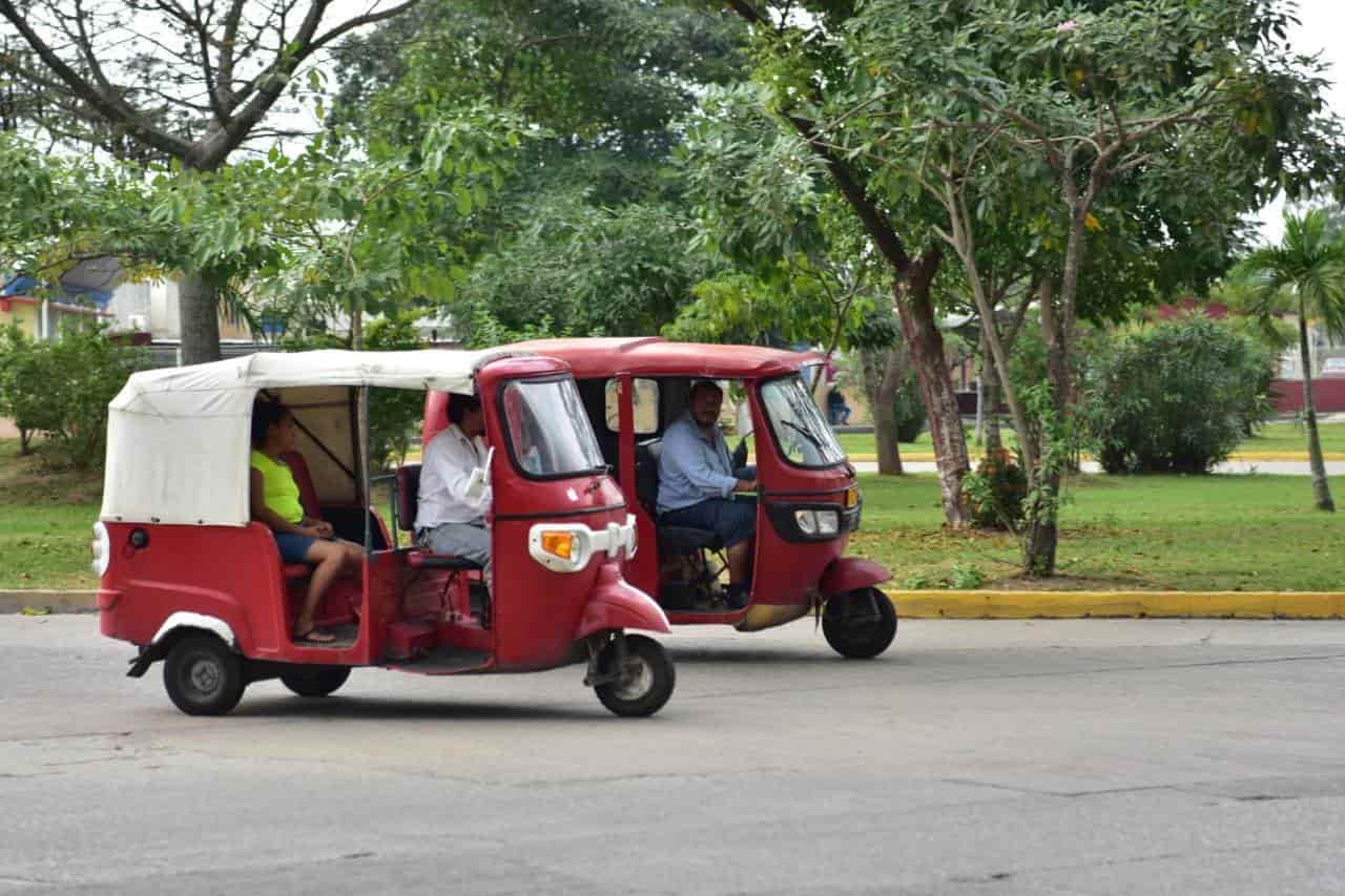 FOTO GALERÍA: Operan pochimóviles entre la ilegalidad y el mal servicio a usuarios FOTO GALERÍA: Operan pochimóviles entre la ilegalidad y el mal servicio a usuarios
