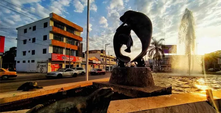Bello atardecer desde la Fuente del Chorro de Villahermosa Bello atardecer desde la Fuente del Chorro de Villahermosa