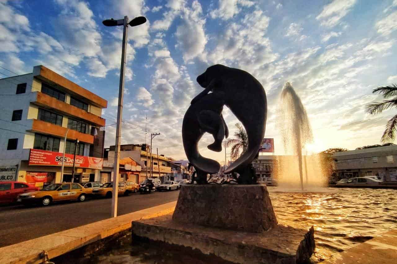 Bello atardecer desde la Fuente del Chorro de Villahermosa Bello atardecer desde la Fuente del Chorro de Villahermosa