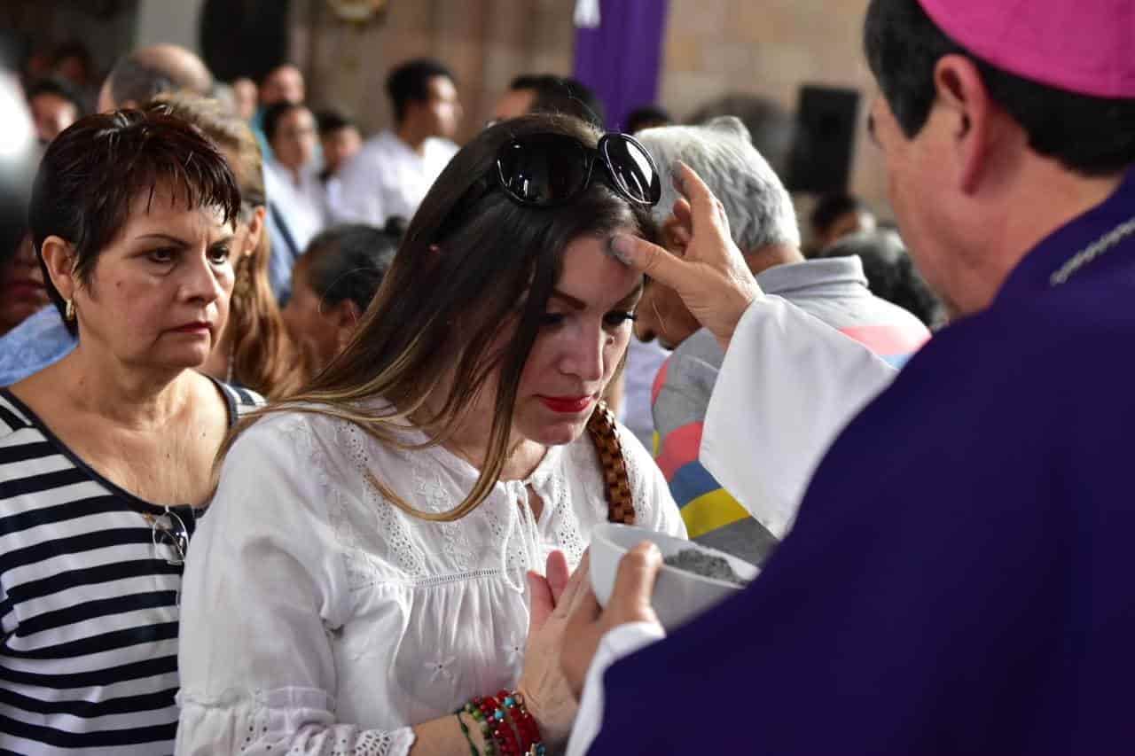 Celebran Misa de Miércoles de Ceniza en hospital del Niño Celebran Misa de Miércoles de Ceniza en hospital del Niño