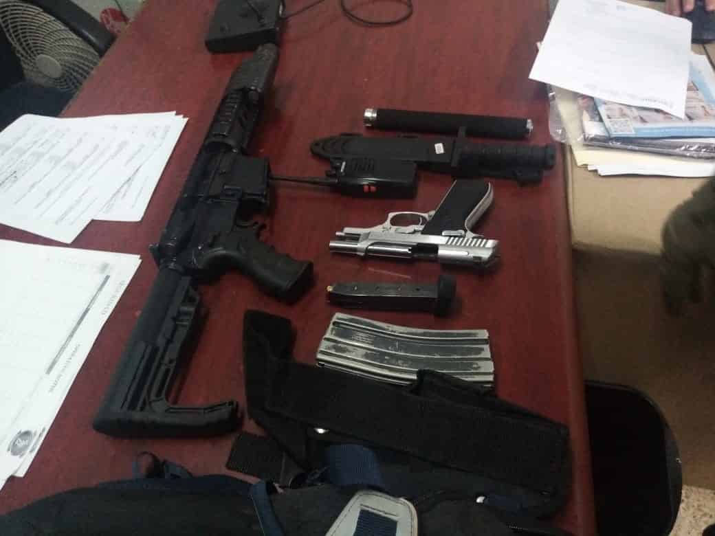 Capturan a cuatro sujetos con armas largas y cortas cerca del Creset