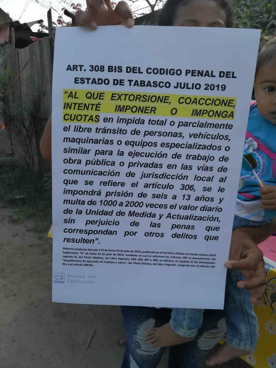 Pobladores bloquean carretera Paraíso-Dos Bocas Pobladores bloquean carretera Paraíso-Dos Bocas